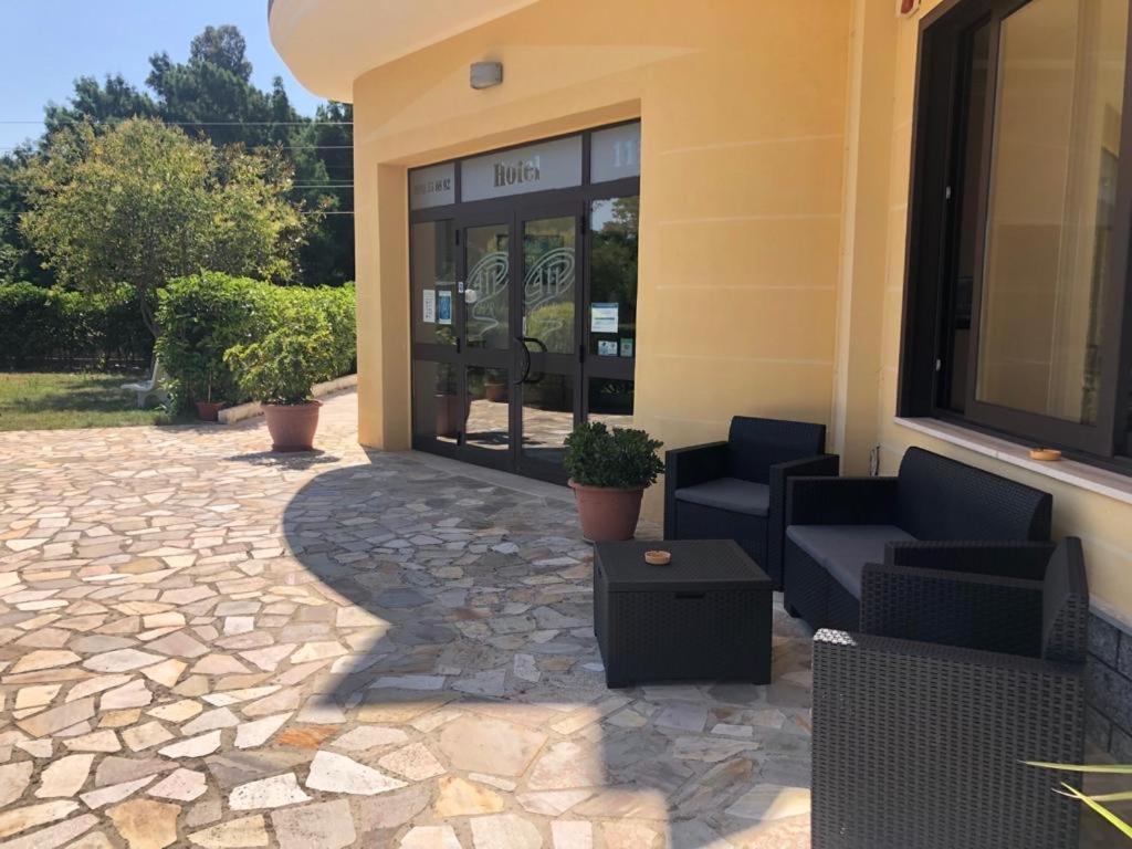 Hotel Ristorante111 Villapiana Eksteriør billede
