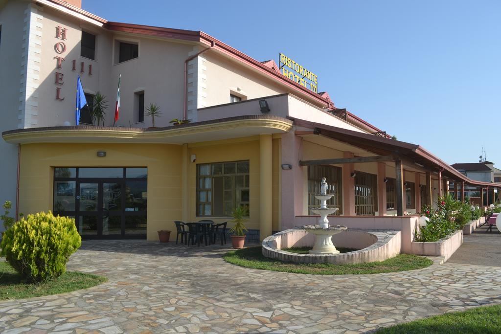 Hotel Ristorante111 Villapiana Eksteriør billede