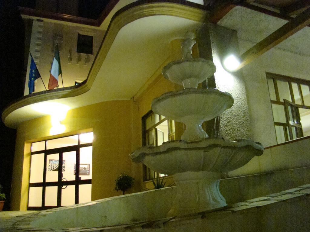 Hotel Ristorante111 Villapiana Eksteriør billede